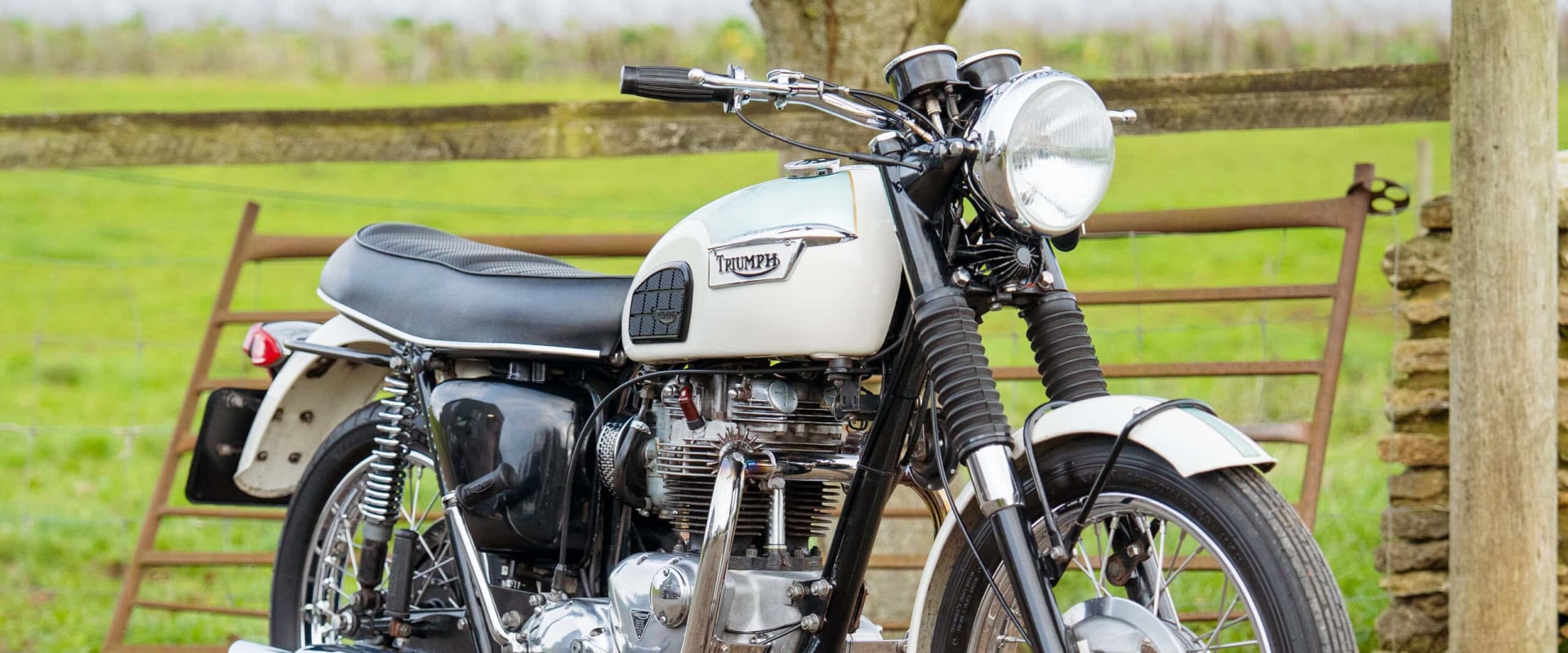 Maintenance Workshops for Vintage Motorcycles: Keeping Your Ride in Top Shape