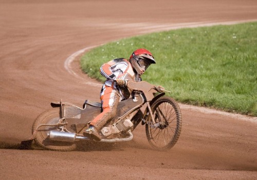 A Look into the Thrilling World of Vintage Motorcycle Races